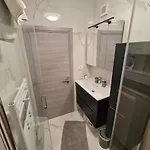 Mias Luxury 아파트