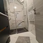 Mias Luxury 아파트 *