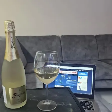 Mias Luxury 아파트 *