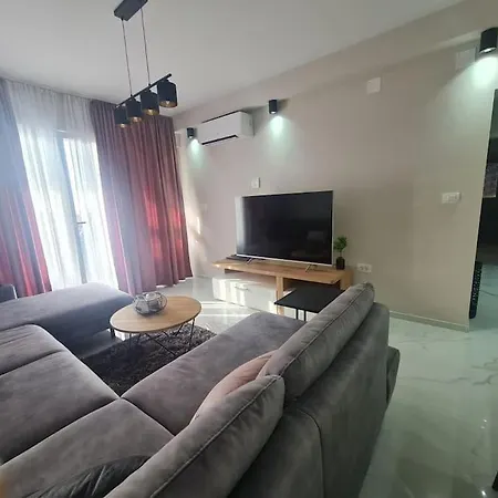 Mias Luxury Apartment