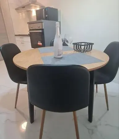 Mias Luxury דירה *