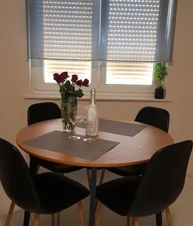 Mias Luxury דירה רייקה