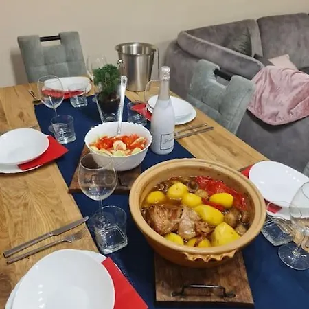 Mias Luxury דירה