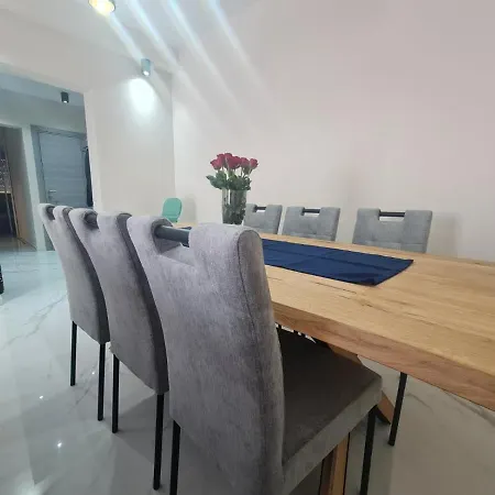 Mias Luxury רייקה