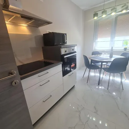 דירה Mias Luxury
